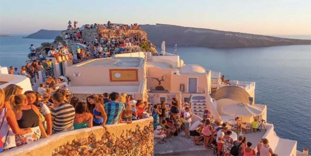 Santorini does't want a casino